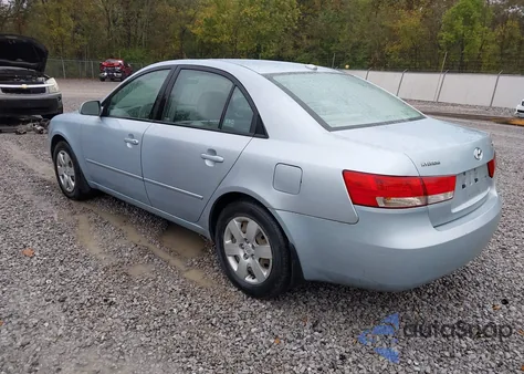 2008 Hyundai Sonata Gls z USA, uszkodzony, nr VIN 5NPET46C38H319283